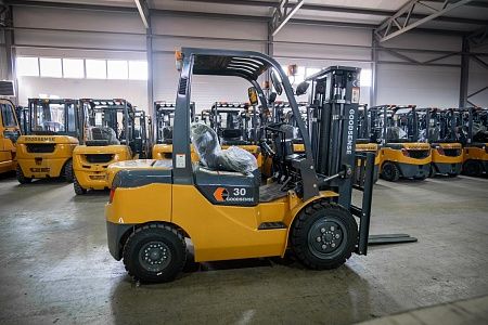  Дизельный погрузчик GOODSENSE FD30 3,0т 4,8м Yanmar Арт 182532 низкие цены 