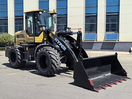  Фронтальный погрузчик HYPER LM939 арт. 10000701  